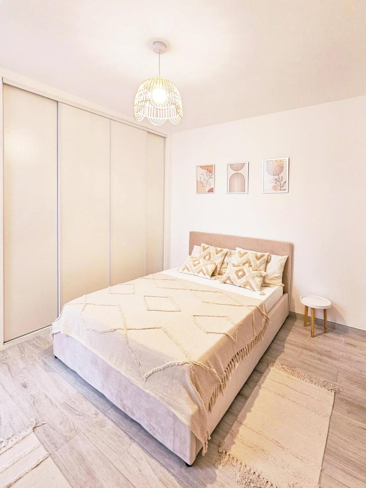 Bed & Breakfast - Entre Paris & Disneyland Apartment Roissy-en-Brie Ngoại thất bức ảnh